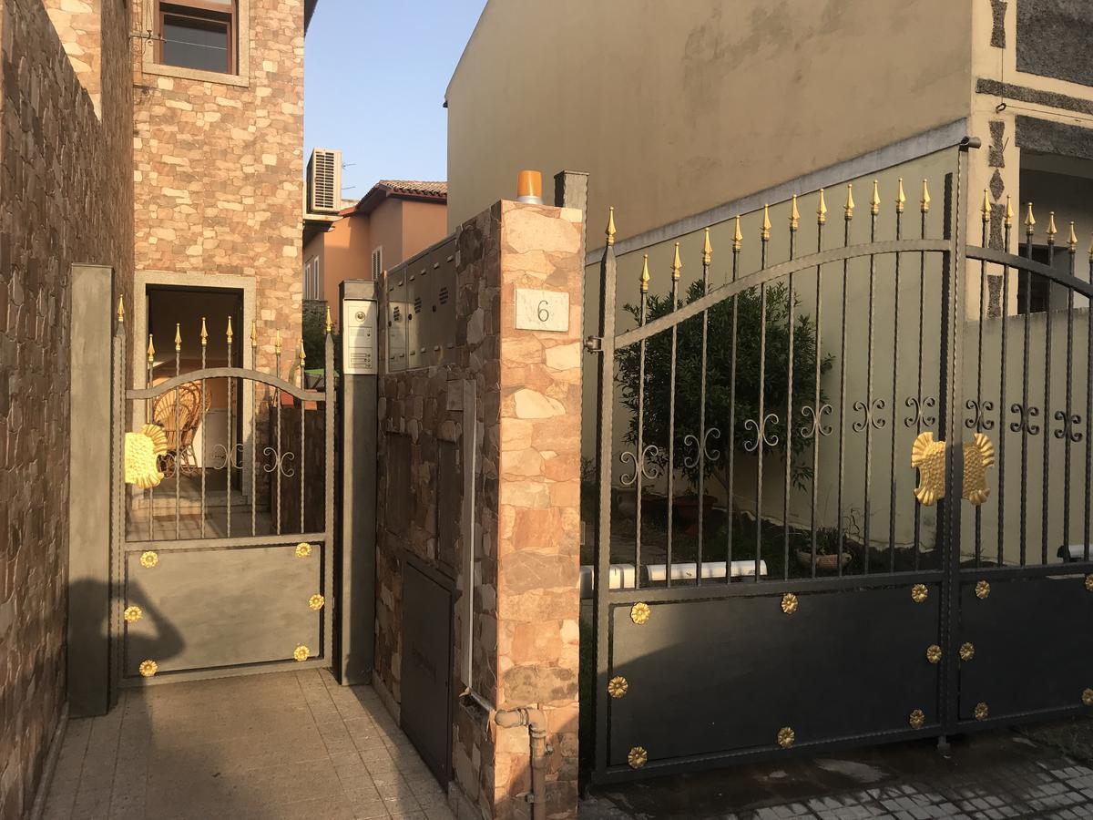 Santa Maria Apartment Olbia Ngoại thất bức ảnh